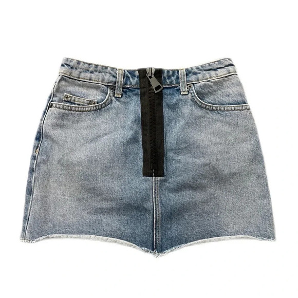 Carmar Dresses & Skirts - NWOT Carmar LA denim mini skirt 26